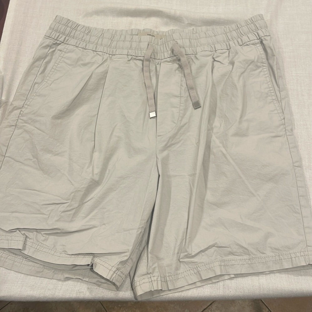 B9B006 Mango Mens short size 32